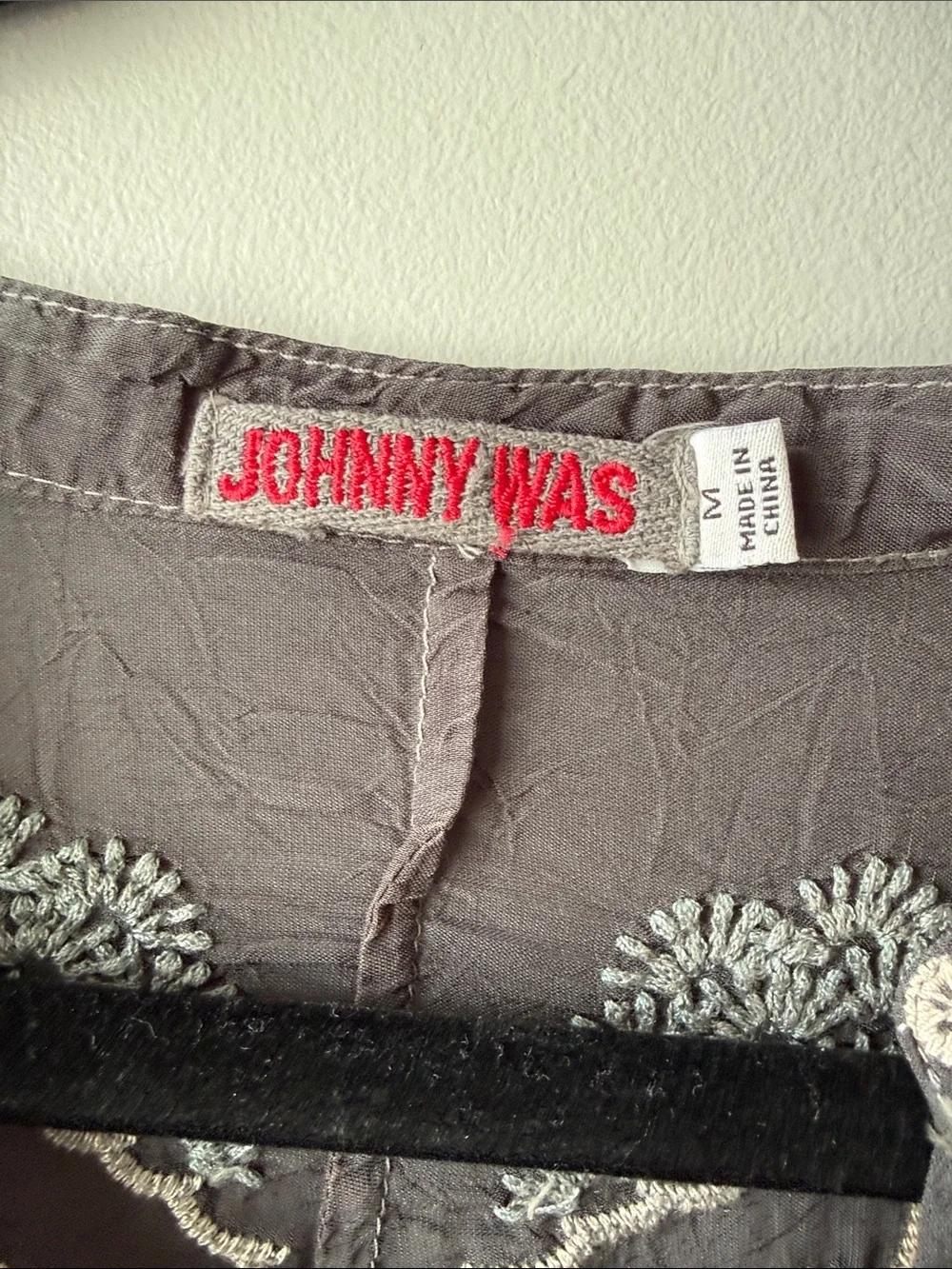 Johnny Was Gray Embroidered Midi Dress floral and bird accents lined pockets M - Picture 3 of 9
